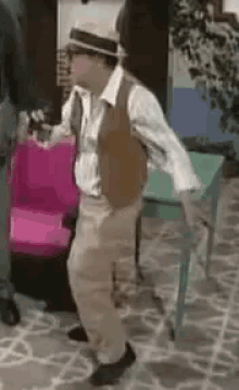 tenor.gif